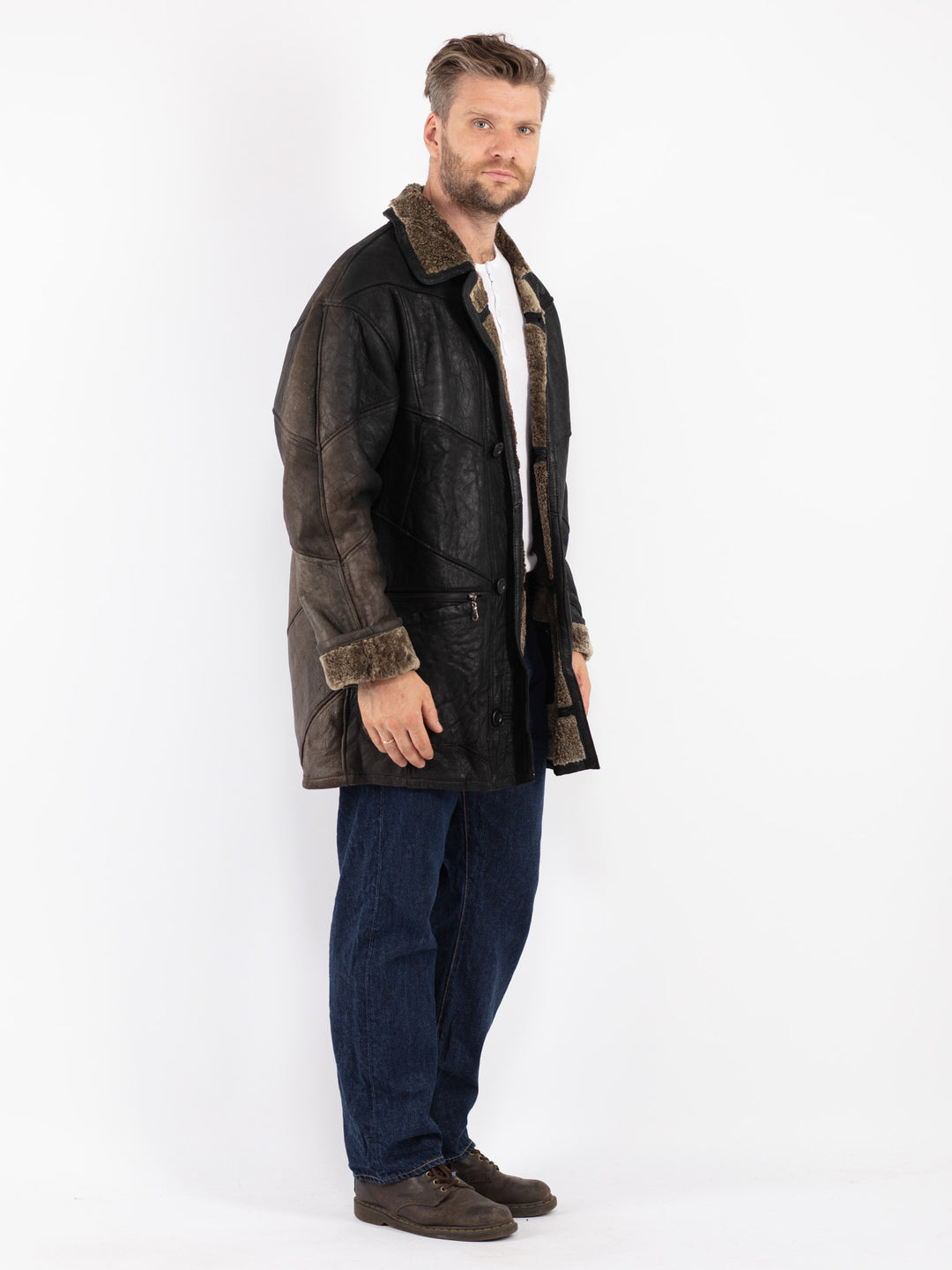 Vintage 90's Men Sheepskin Coat in Black