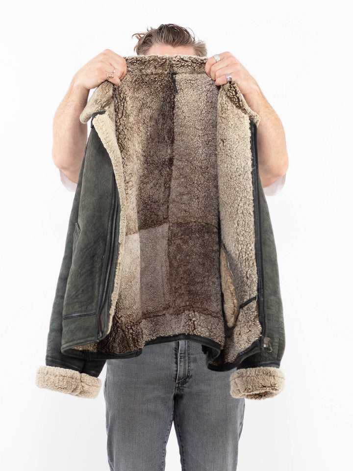 Vintage 90's Men Sheepskin Jacket in GrayZ1964