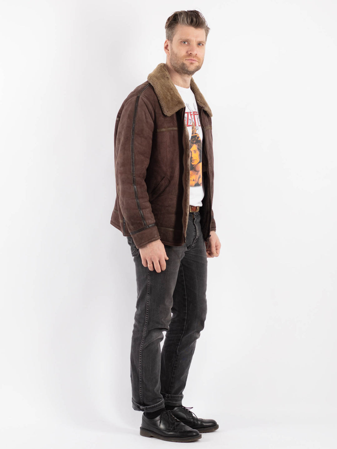 Vintage 90's Men Sheepskin Coat in BrownZ448