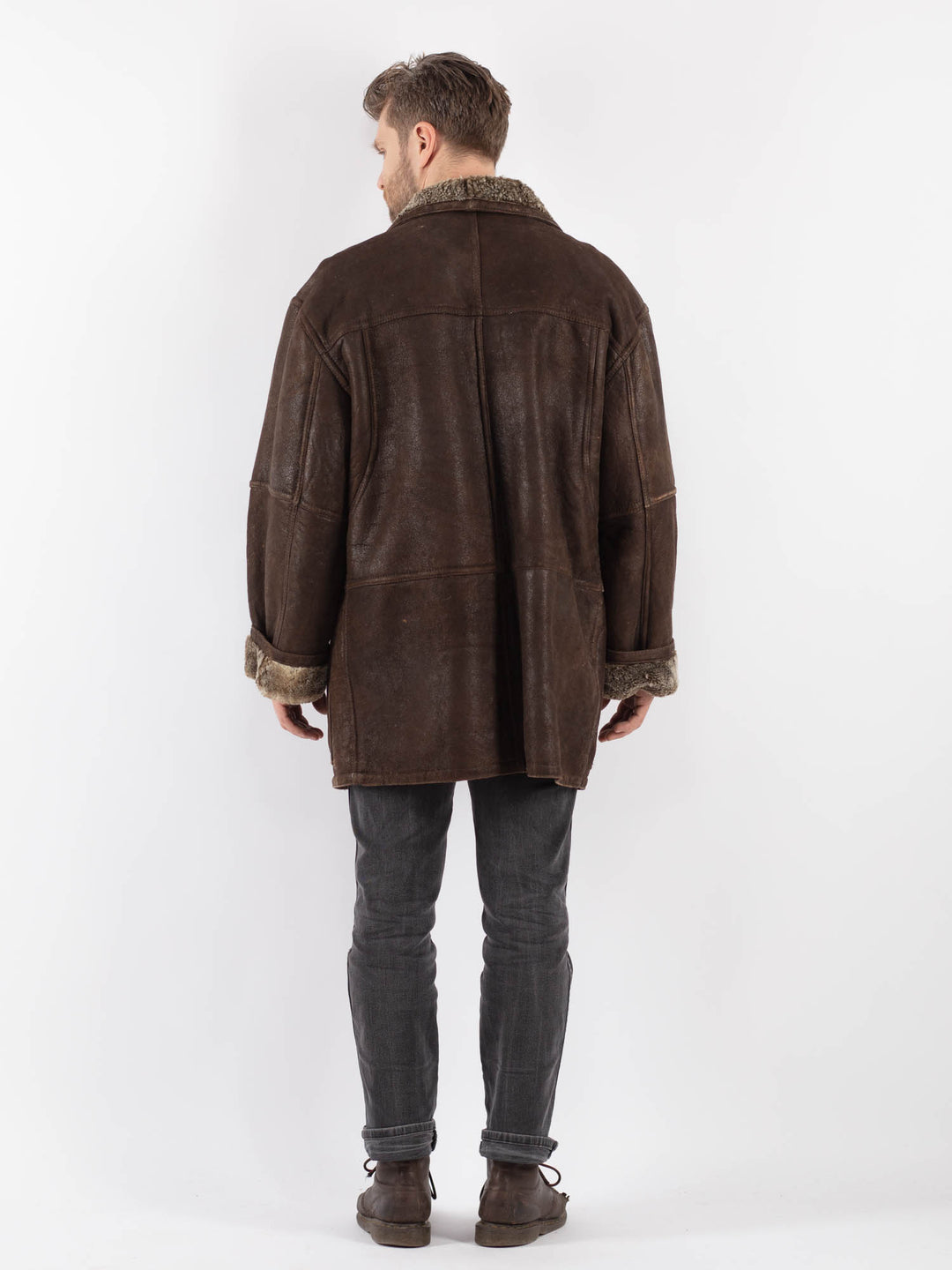 Vintage 90's Men Sheepskin Coat in Brown