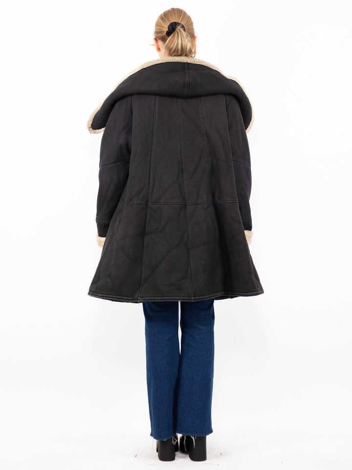 Vintage 90. gadu sieviešu liela izmēra mākslīgās aitādas mētelis melnā krāsā