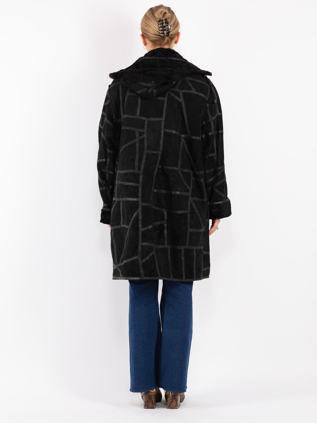 Vintage 90's Women Sheepskin Coat in Black