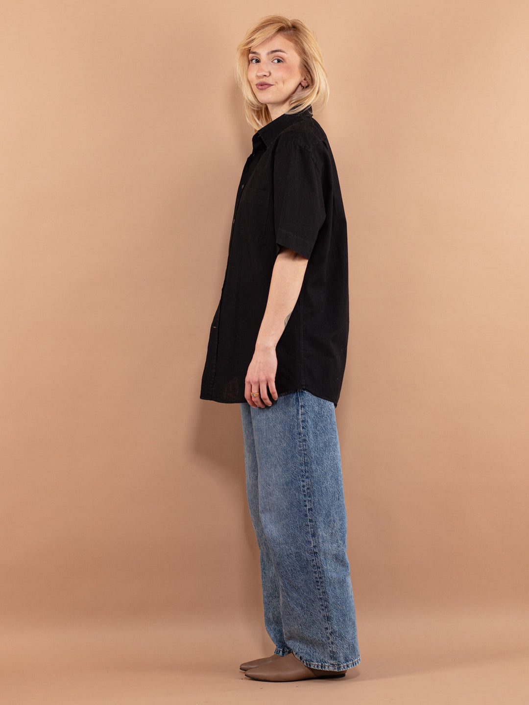 Vintage 90's Women Linen Blend Shirt in Black - NorthernGrip