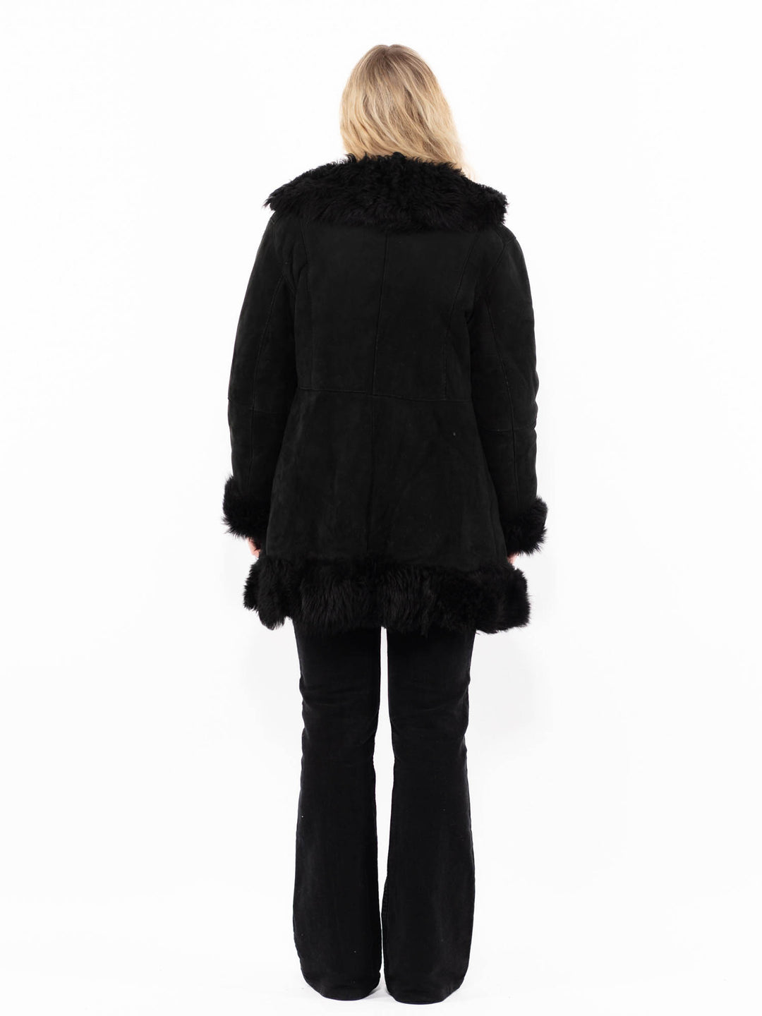 Vintage 90's Women Sheepskin Coat in BlackA0885