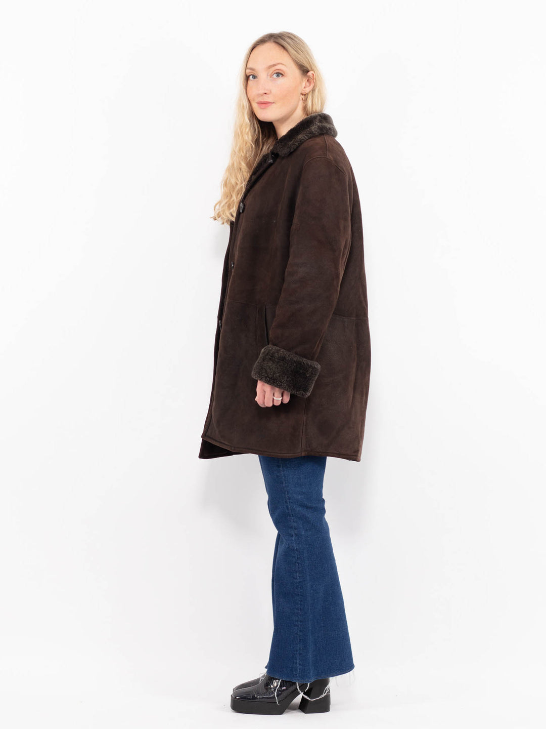 Vintage 90's Women Sheepskin Coat in BrownA0993