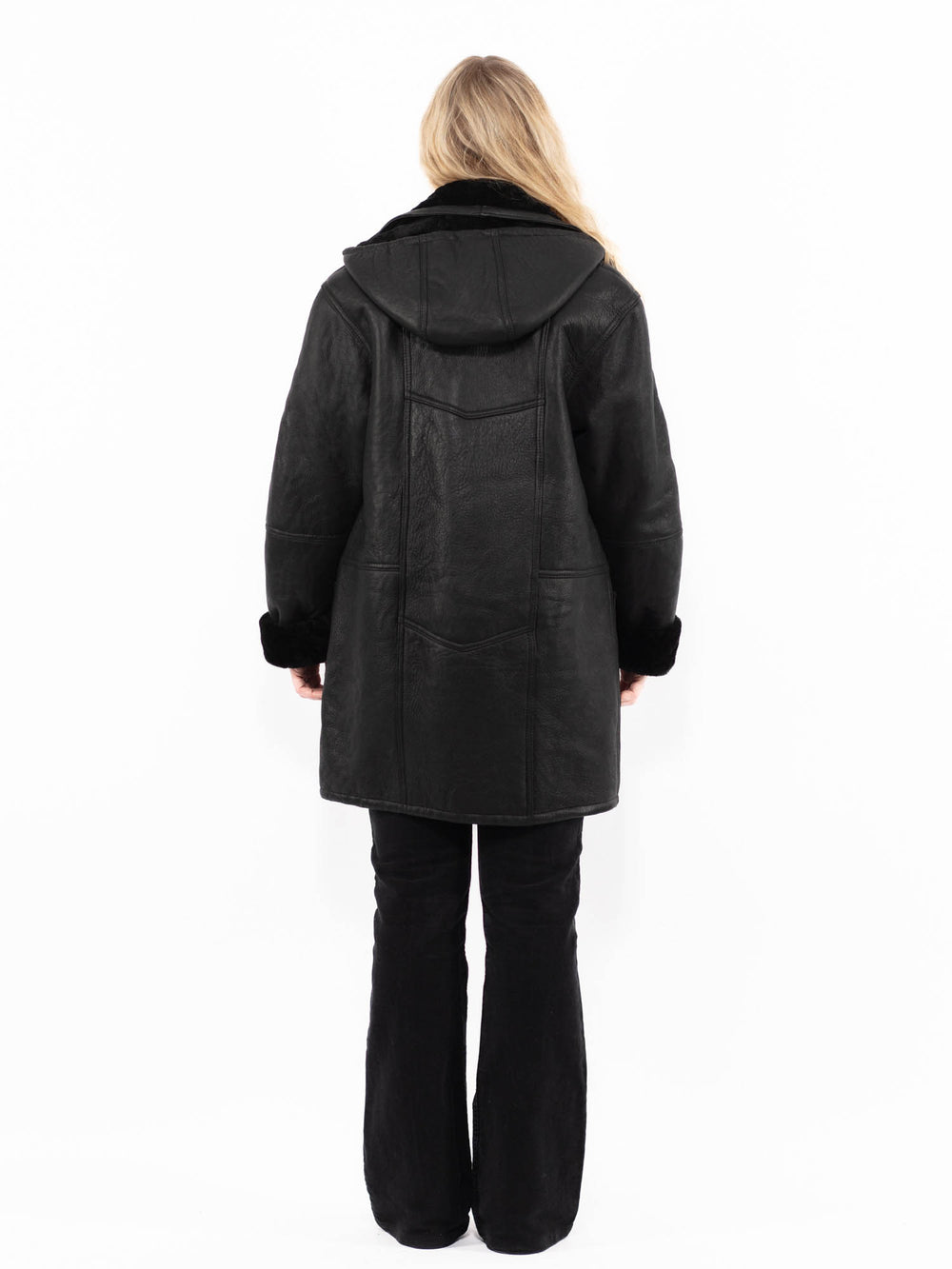 Vintage 90's Women Sheepskin Coat in BlackA0891