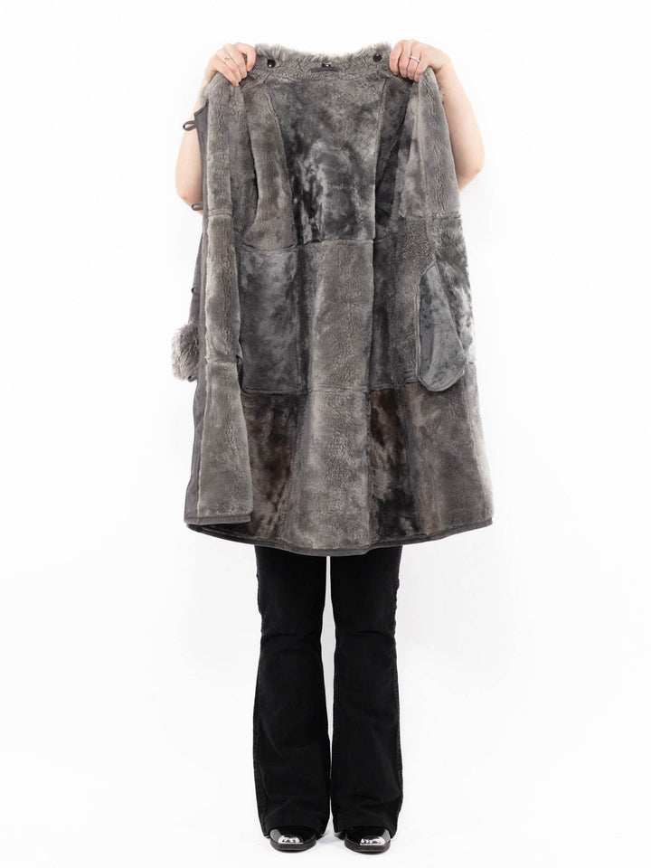 Vintage 90's Women Sheepskin Coat in GrayA0892