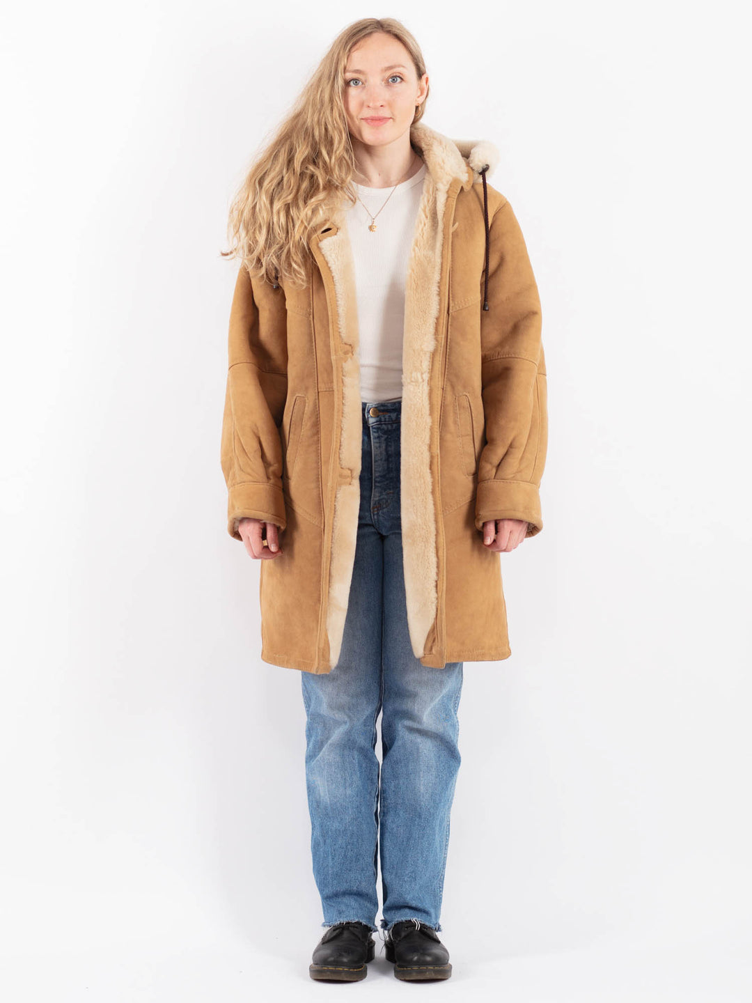 Vintage 90's Women Sheepskin Coat in BeigeV9467