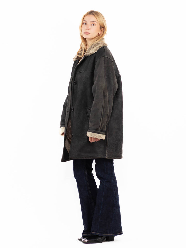 Vintage 90's Women Sheepskin Shearling Coat in BlackA0733