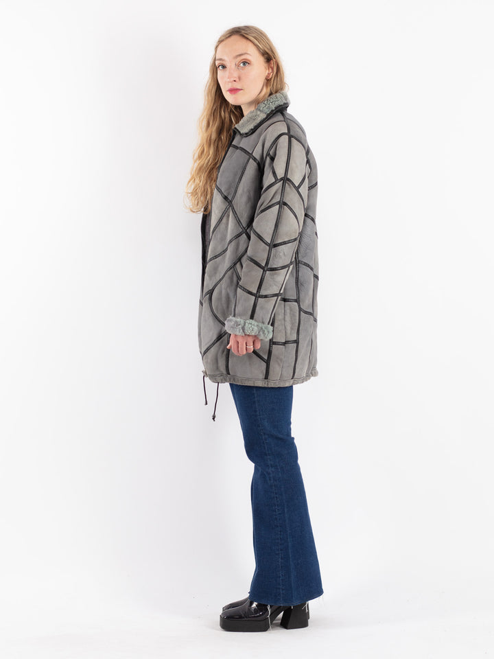 Vintage 90's Women Sheepskin Coat in Gray