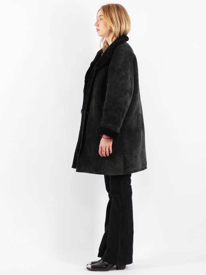 Vintage 90's Women Sheepskin Coat in BlackV9676