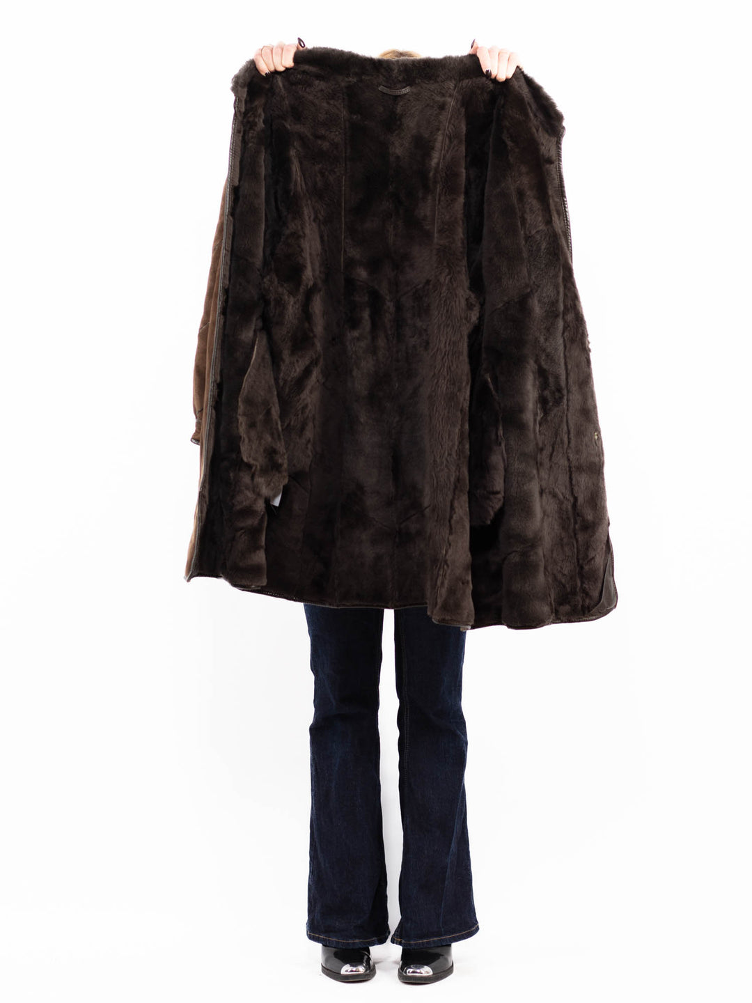 Vintage 90's Women Oversized Sheepskin Coat in Brown