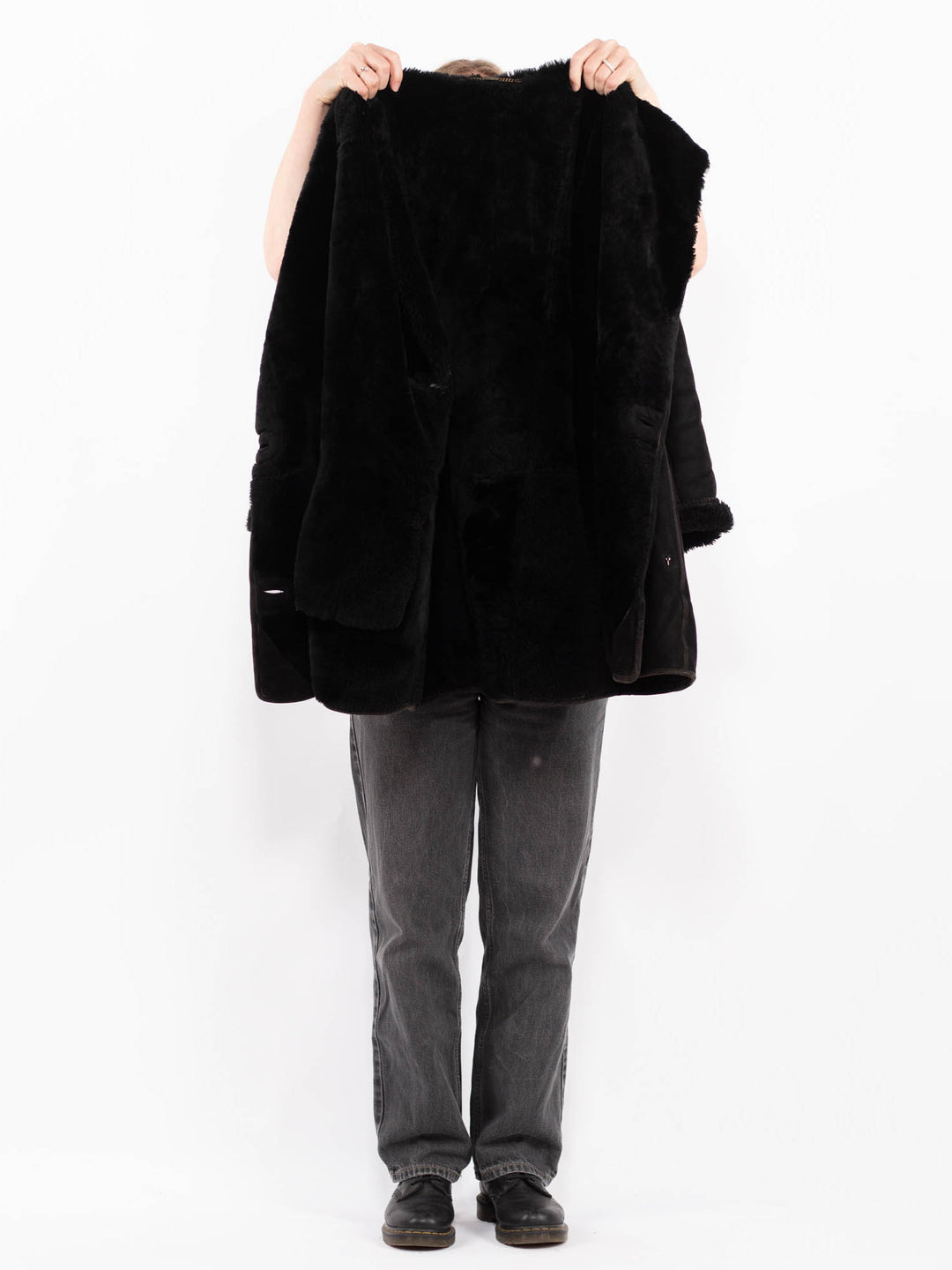 Vintage 90's Women Oversized Sheepskin Coat in Black