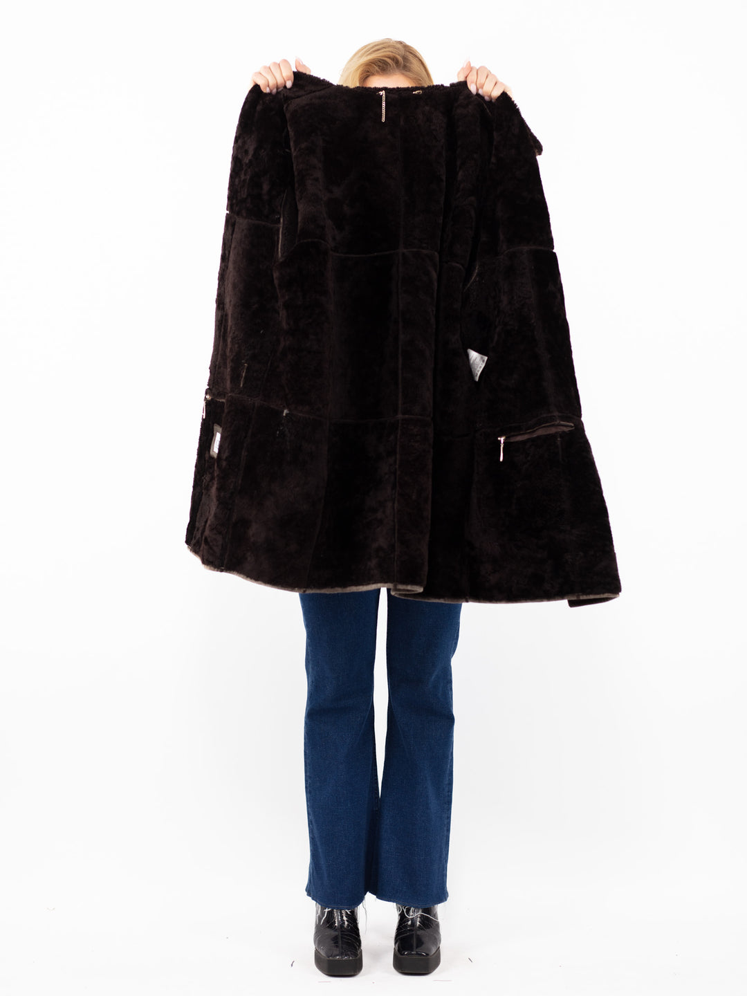 Vintage 90. gadu sieviešu kapuces aitādas mētelis brūnā krāsā