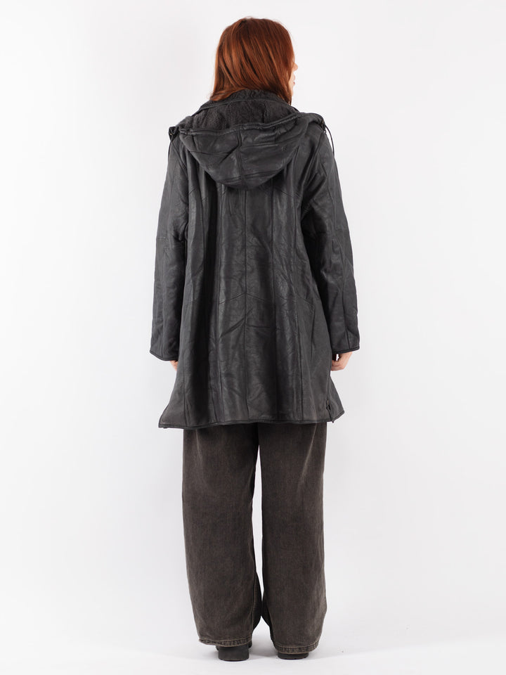 Vintage 90's Women Sheepskin in Gray