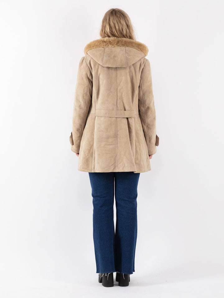 Vintage 90's Women Sheepskin Coat in Beige