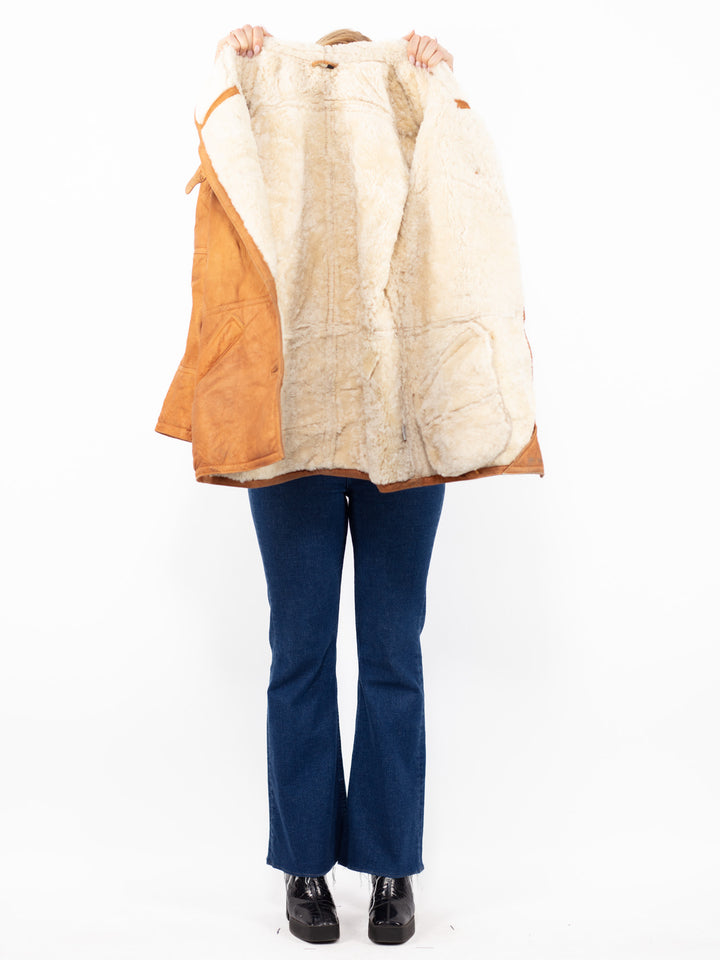 Vintage 80. gadu sieviešu aitādas mētelis brūnā krāsā