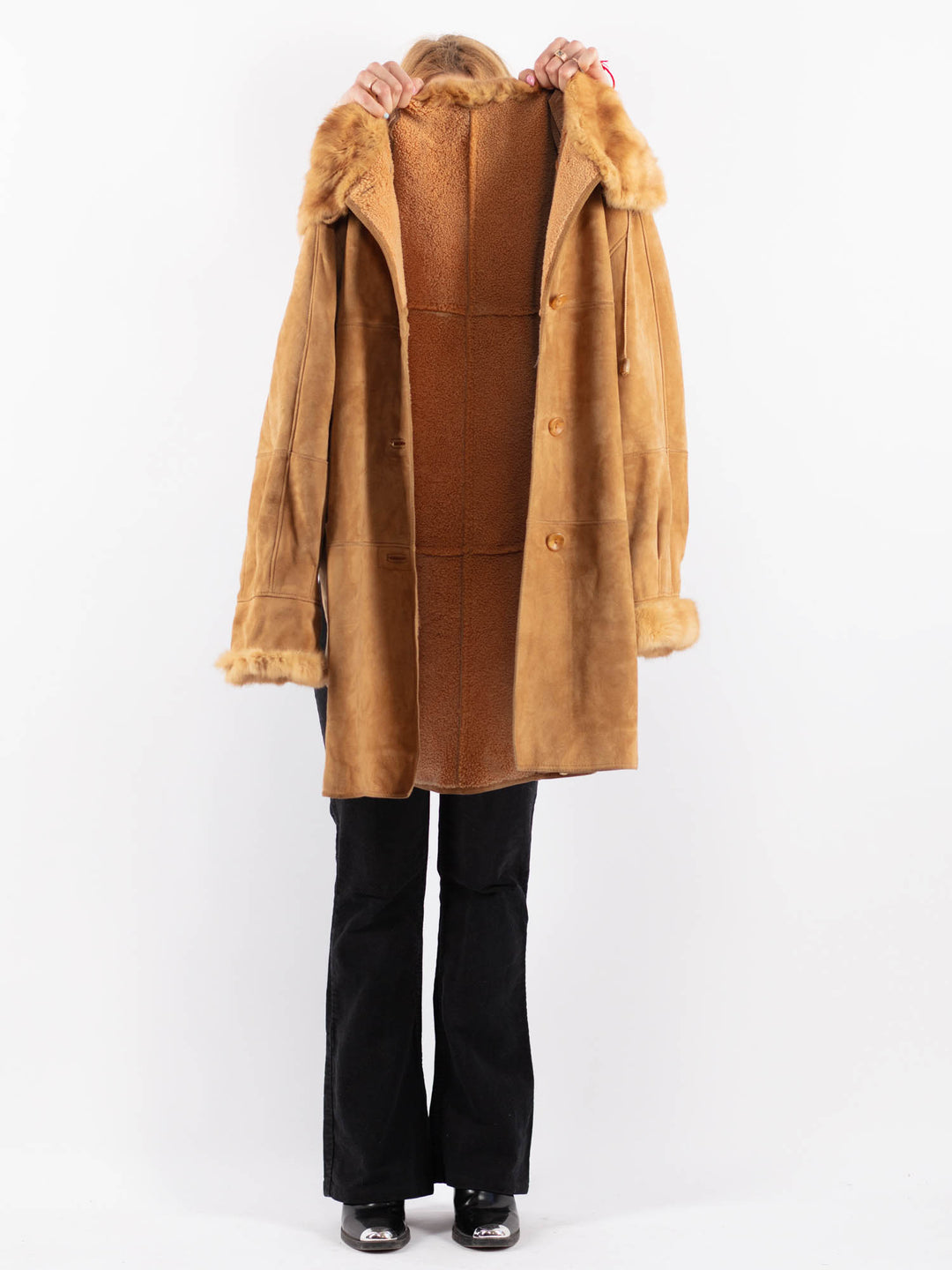 Vintage 90's Women Sheepskin Coat in BeigeV9691