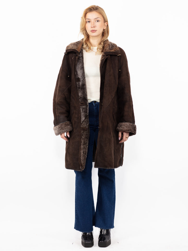 Vintage 90. gadu sieviešu lielizmēra aitādas mētelis brūnā krāsā