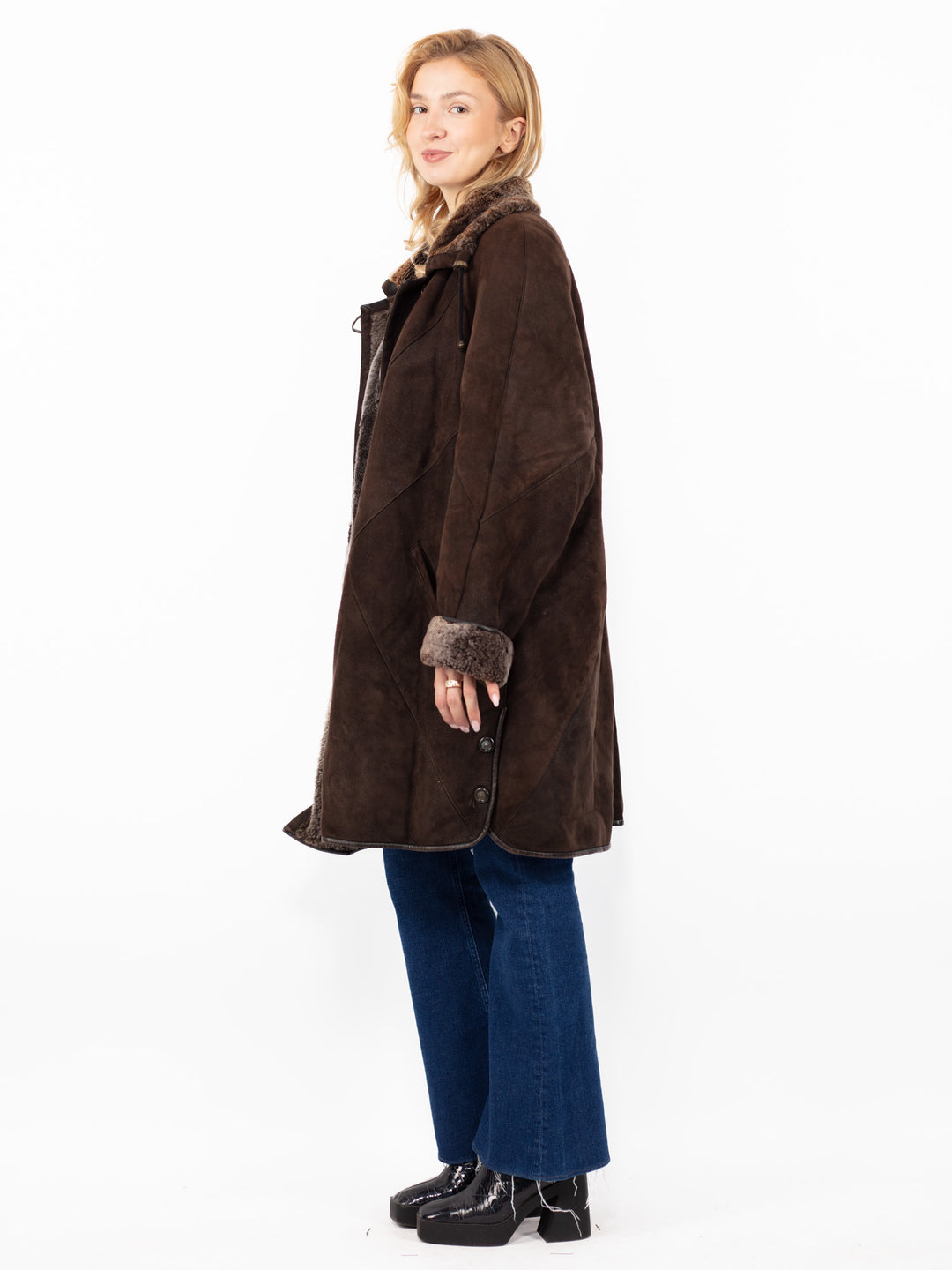 Vintage 90. gadu sieviešu lielizmēra aitādas mētelis brūnā krāsā