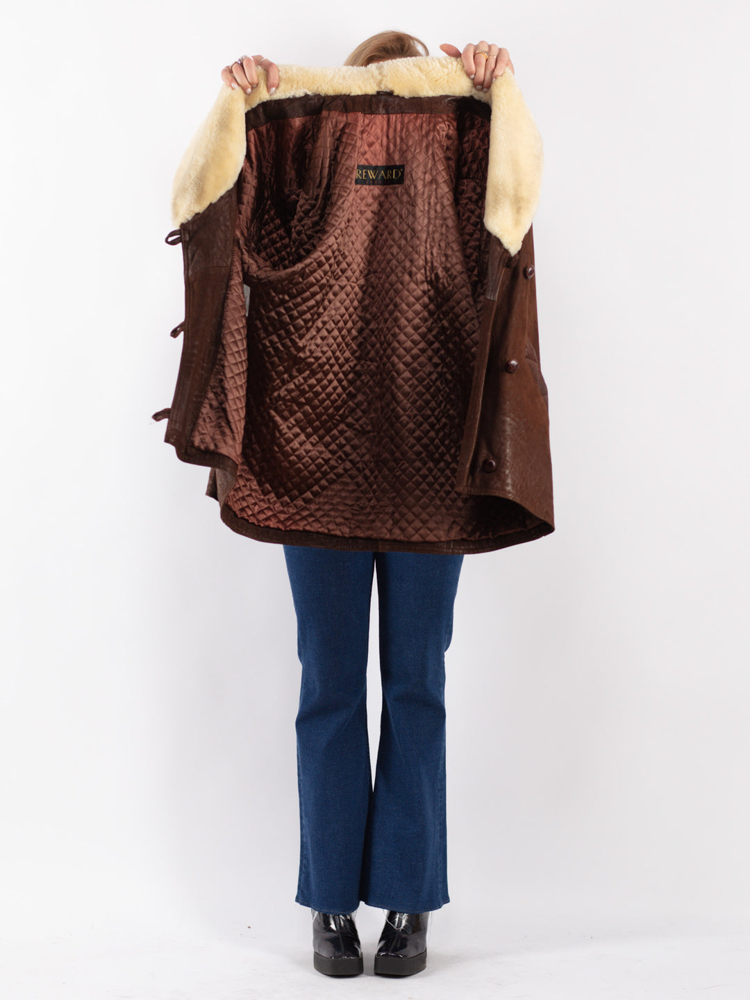 Vintage 90's Women Sheepskin Coat in Brown