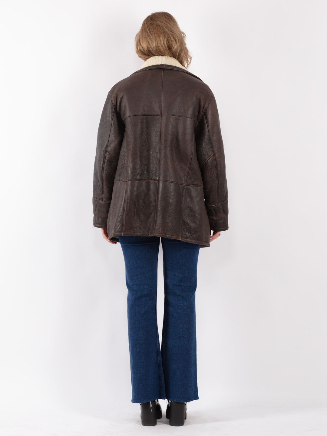 Vintage 90's Women Sheepskin Coat in Brown
