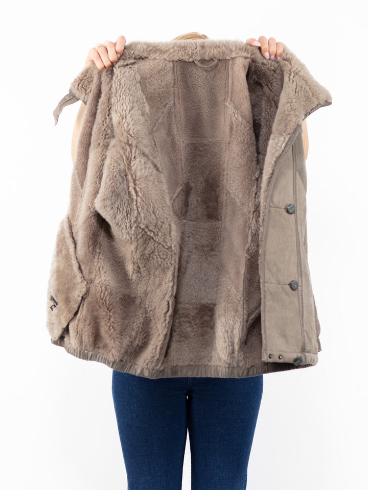 Vintage 90. gadu sieviešu aitādas jaka pelēkā krāsā