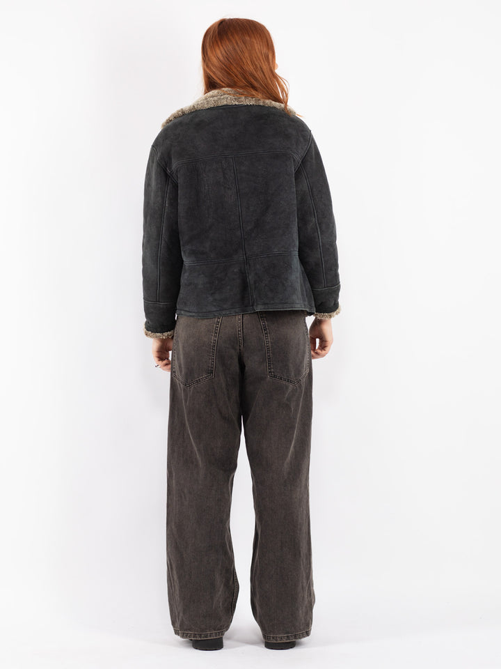 Vintage 90's Women Sheepskin Jacket in Black
