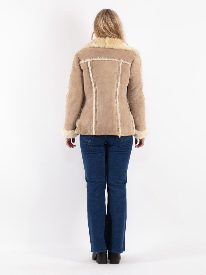 Vintage 90's Women Sheepskin Jacket in Beige