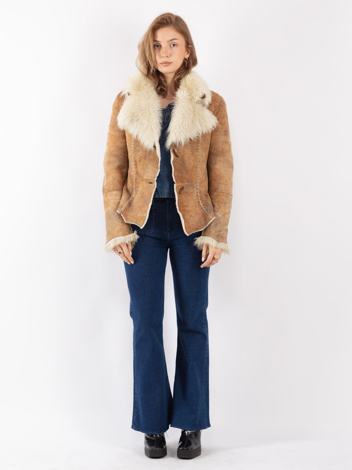 Vintage 90's Women Sheepskin Jacket in Beige