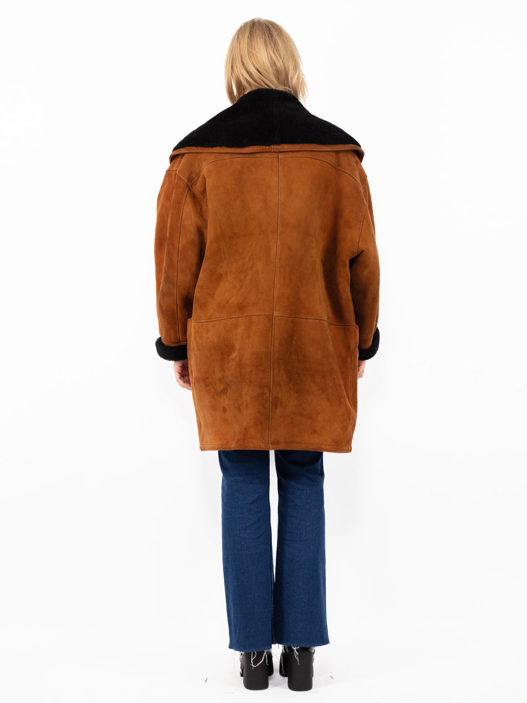 Vintage 90's Women Oversized Sheepskin Coat in Brown