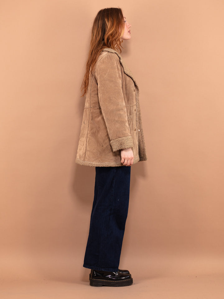Vintage 90's Women Sherpa Coat in Beige - NorthernGrip