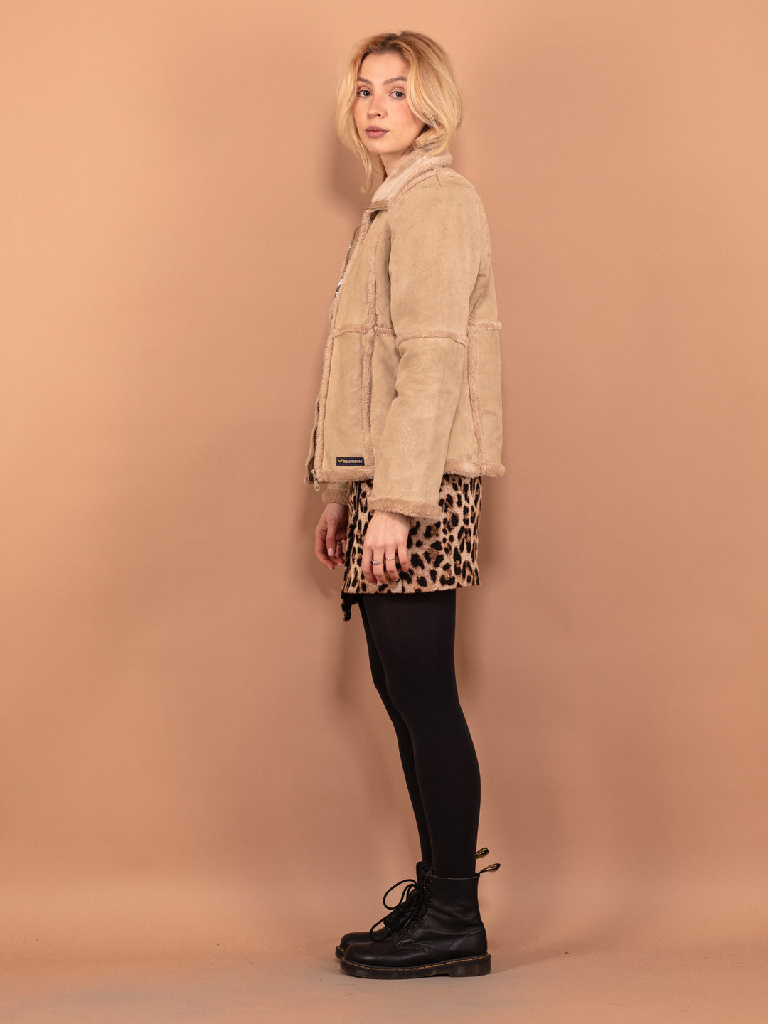 Vintage 90's Women Sherpa Jacket in Beige - NorthernGrip