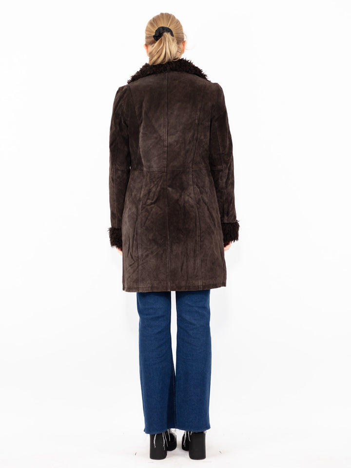 Vintage 90. gadu sieviešu zamšādas šerpu mētelis brūnā krāsā