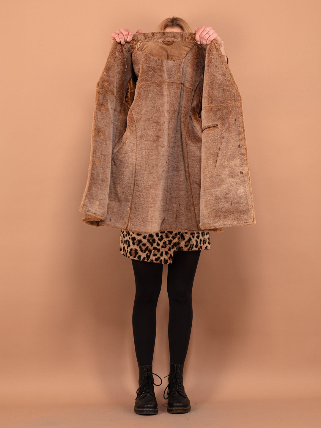 Vintage 90's Women Suede Sherpa Coat in Beige - NorthernGrip