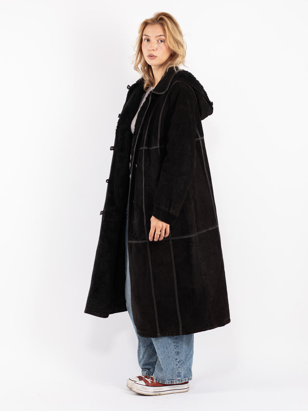 Vintage 90's Women Suede Sherpa Coat in Black