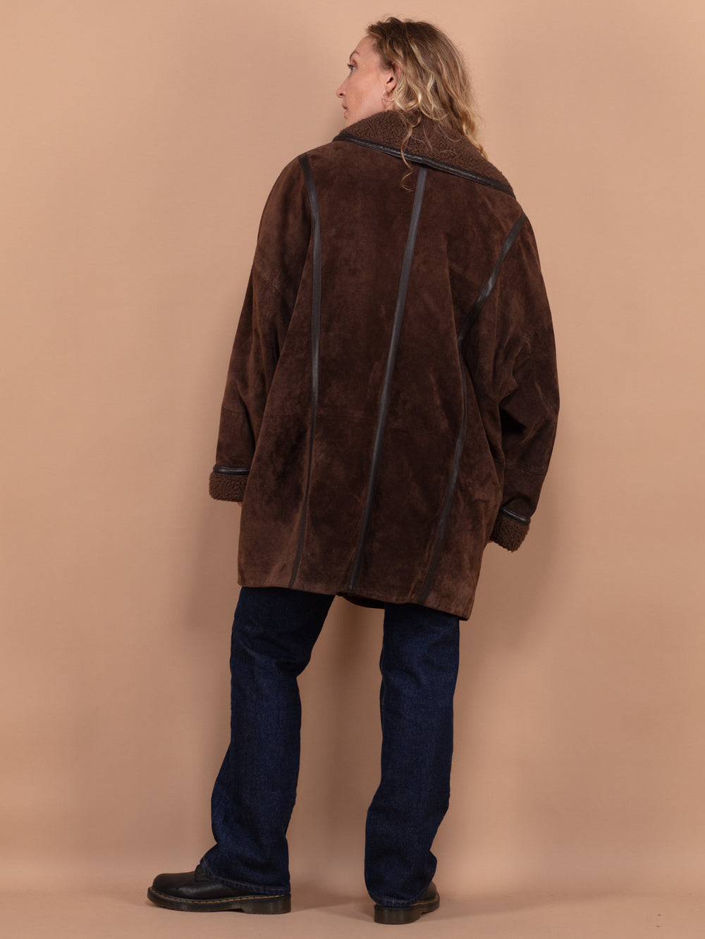 Vintage 80's Women Oversized Suede Coat in Brown - NorthernGrip
