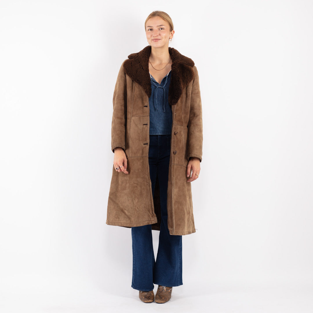 Vintage 70's Women Sheepskin Coat in Brown