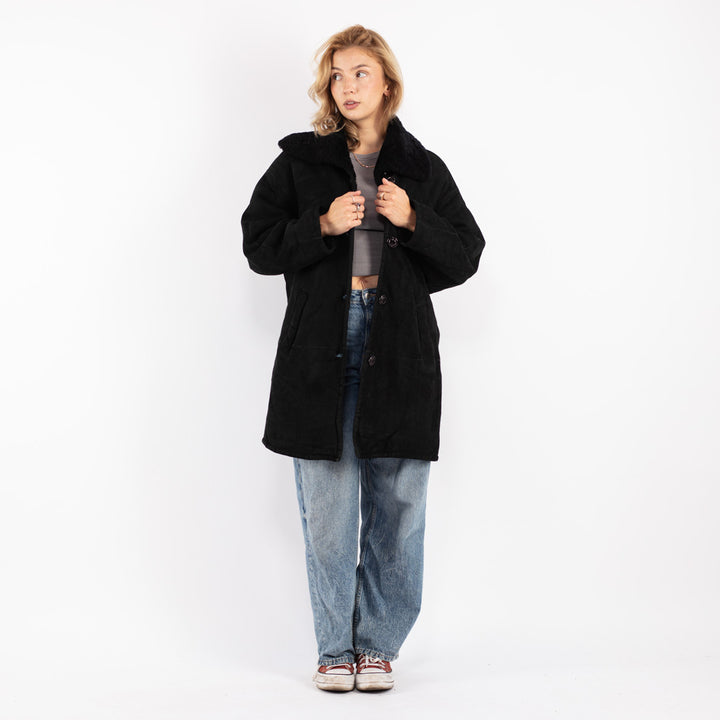 Vintage 90's Women Sheepskin Coat in Black