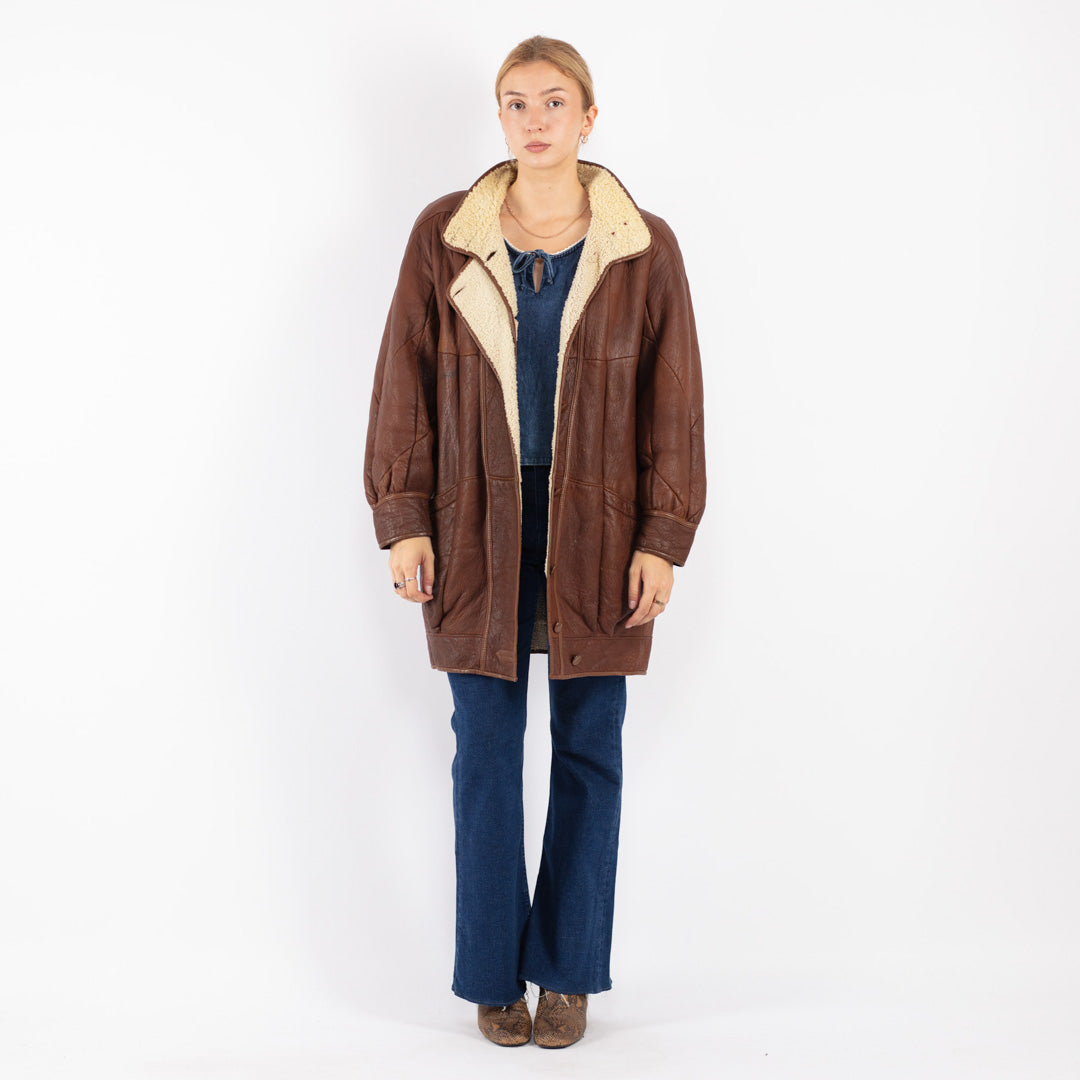 Vintage 90's Women Sheepskin Coat in Brown