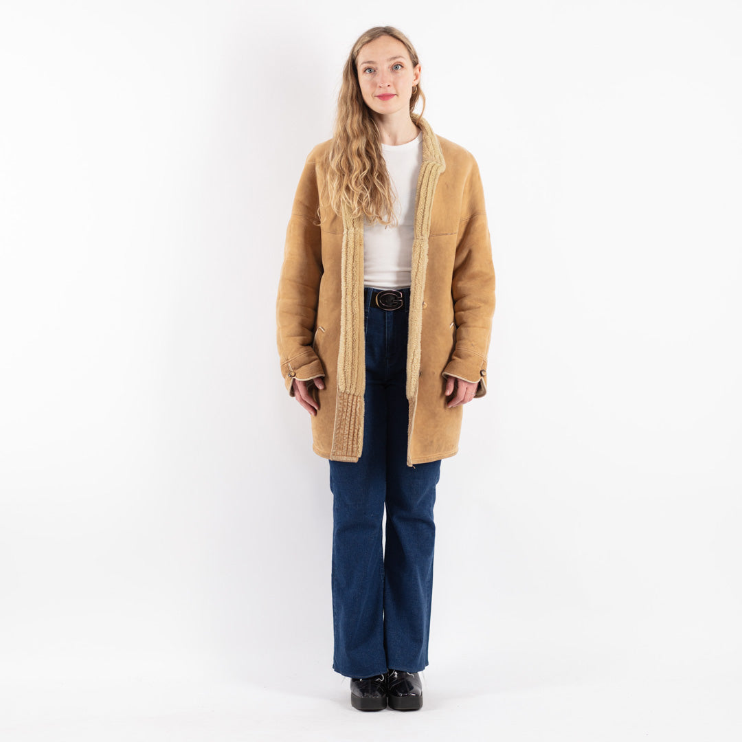 Vintage 90's Women Sheepskin Coat in Beige