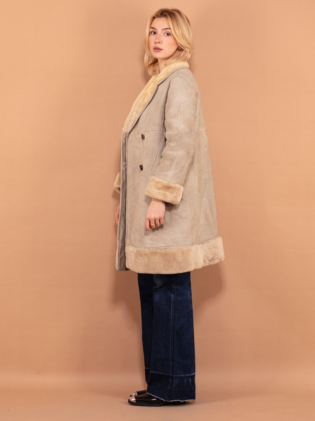 Vintage 70's Women Penny Lane Sheepskin Coat in Beige - NorthernGrip