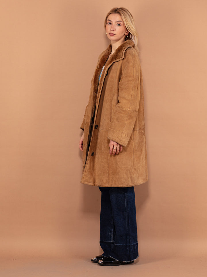 Vintage 80's Women Sheepskin Overcoat in Beige - NorthernGrip