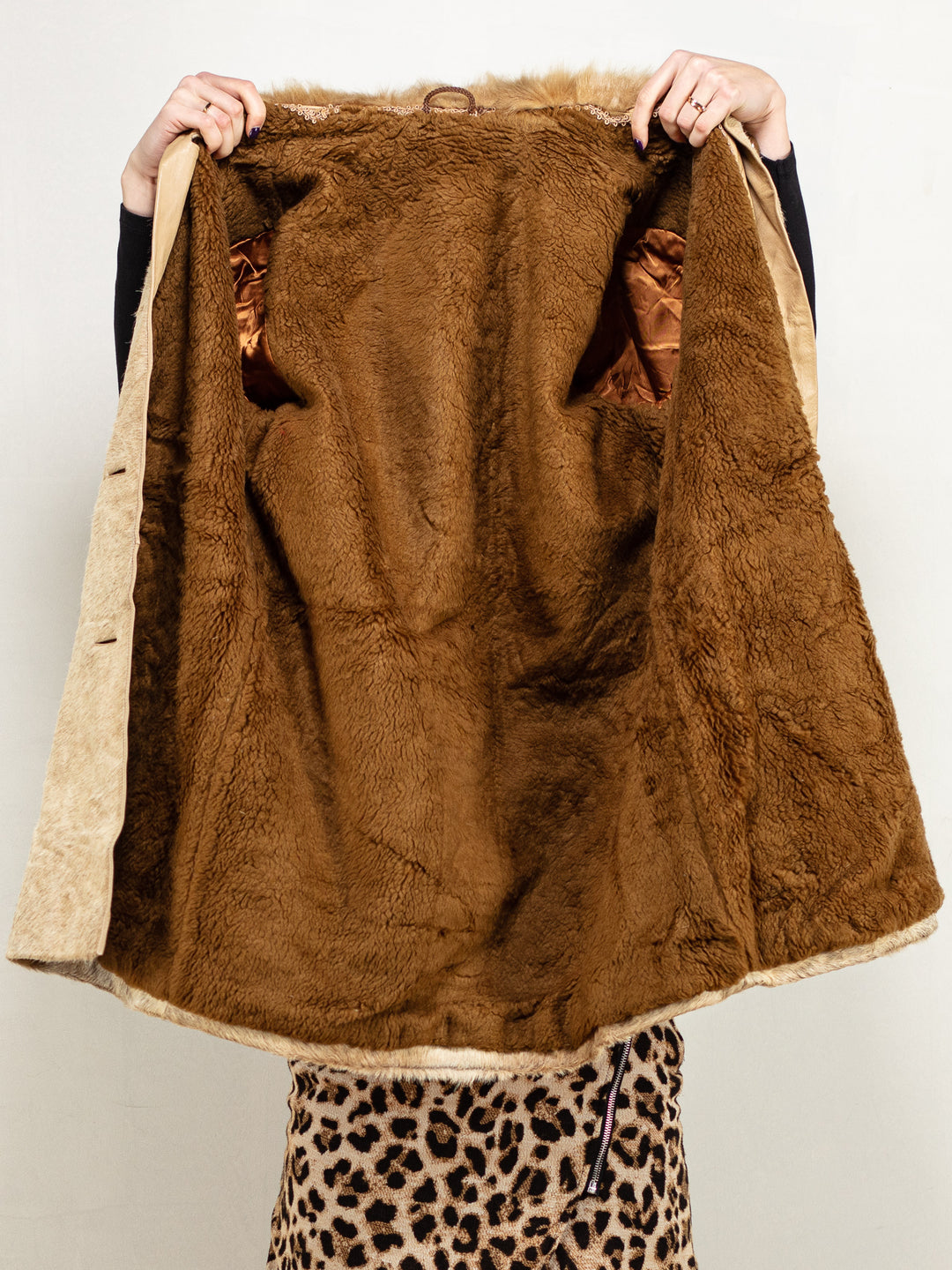 Vintage 60's Women Cows Fur Coat in Grey - NorthernGrip