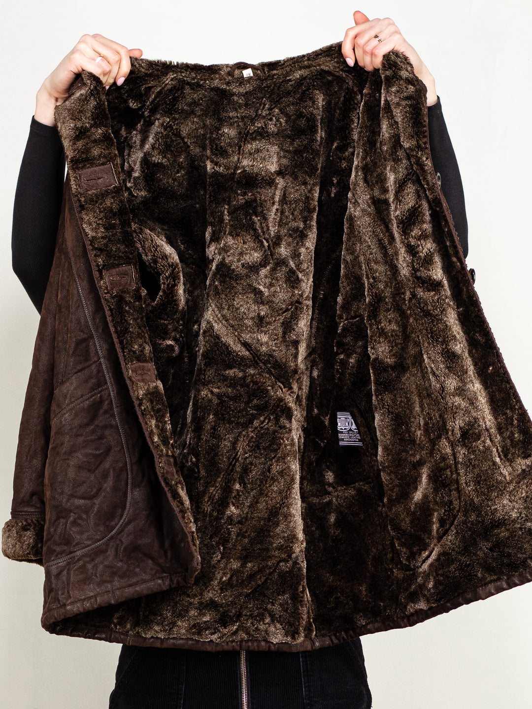 Vintage 90's Women Suede Sherpa Coat in Brown - NorthernGrip