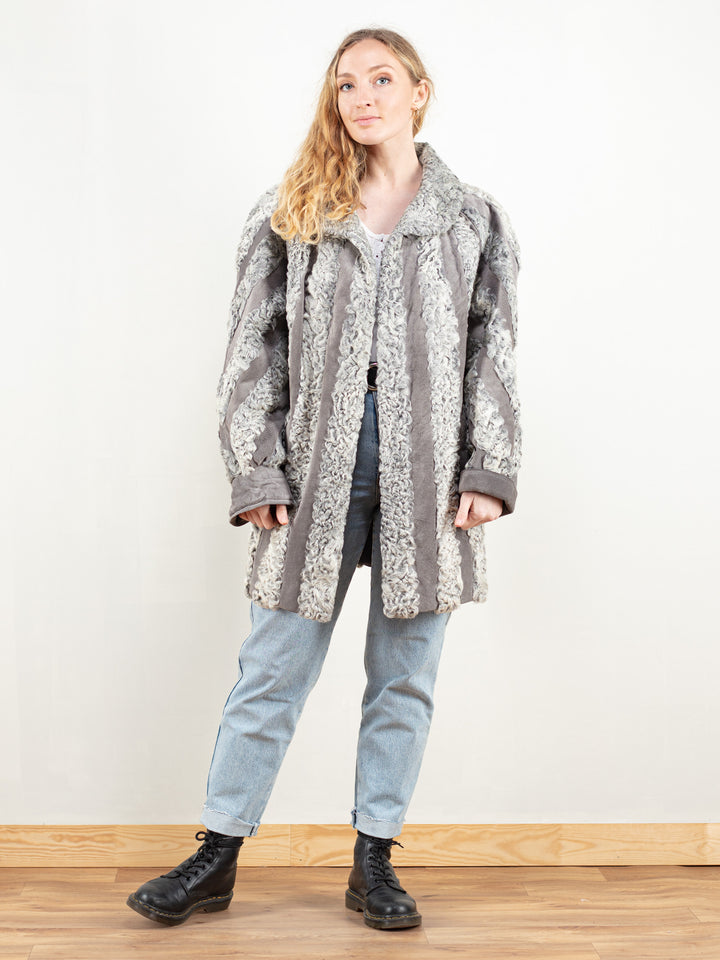 Vintage 70's Women Grey Shearling Winter Coat - NorthernGrip