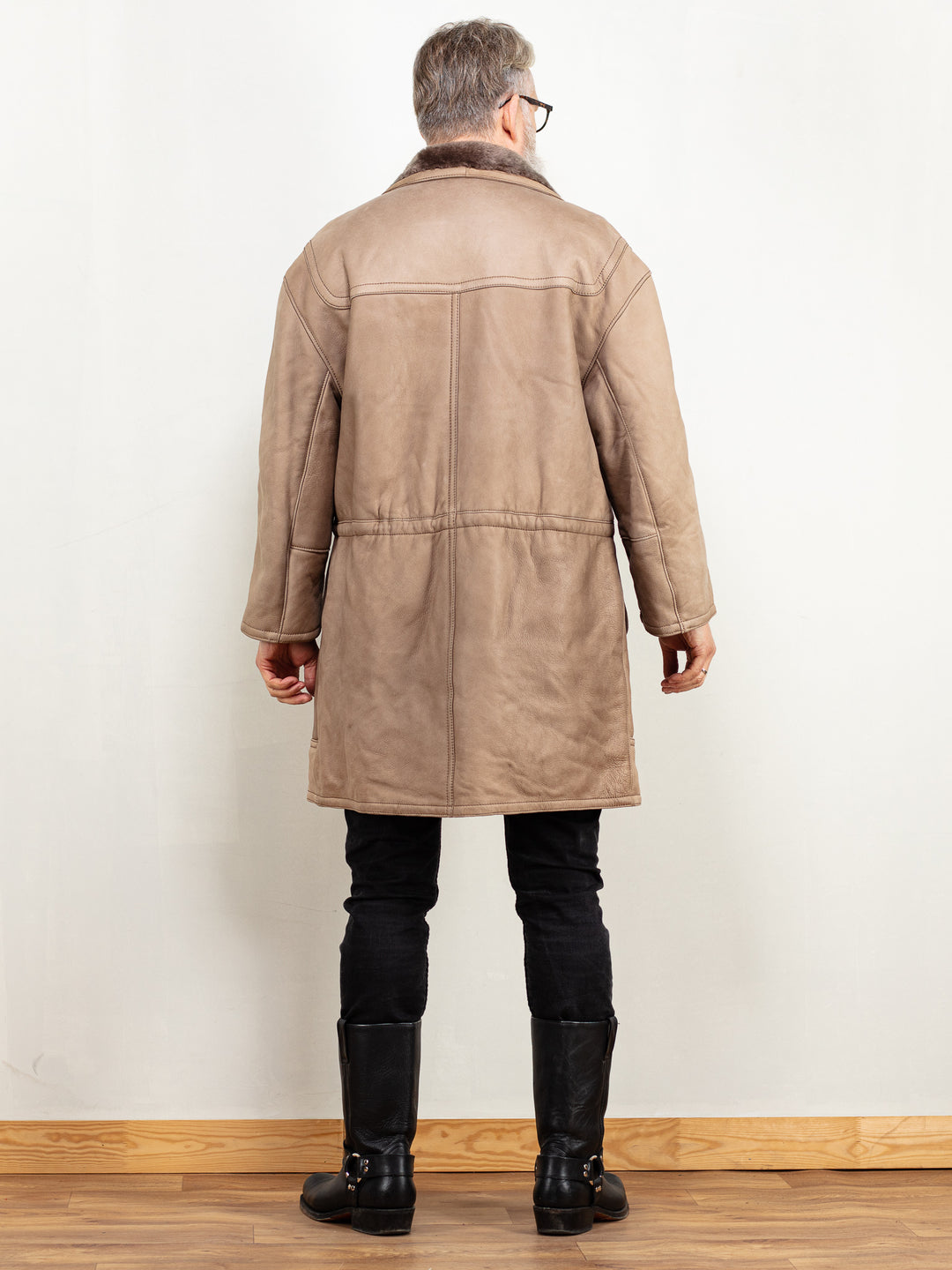 Vintage 70's Men Sheepskin Coat in Beige - NorthernGrip