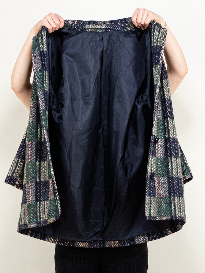 Vintage 80's Women Wool Blend Coat in Multi - NorthernGrip