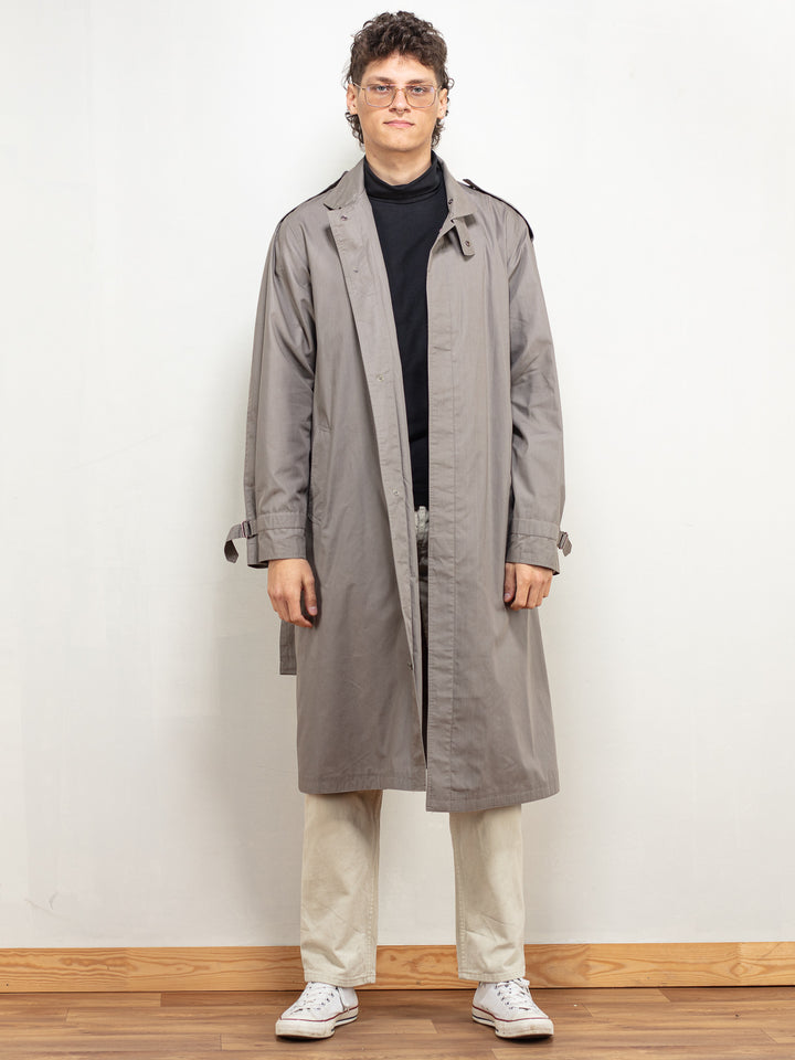 Vintage 90's Men Trench Coat in Grey - NorthernGrip