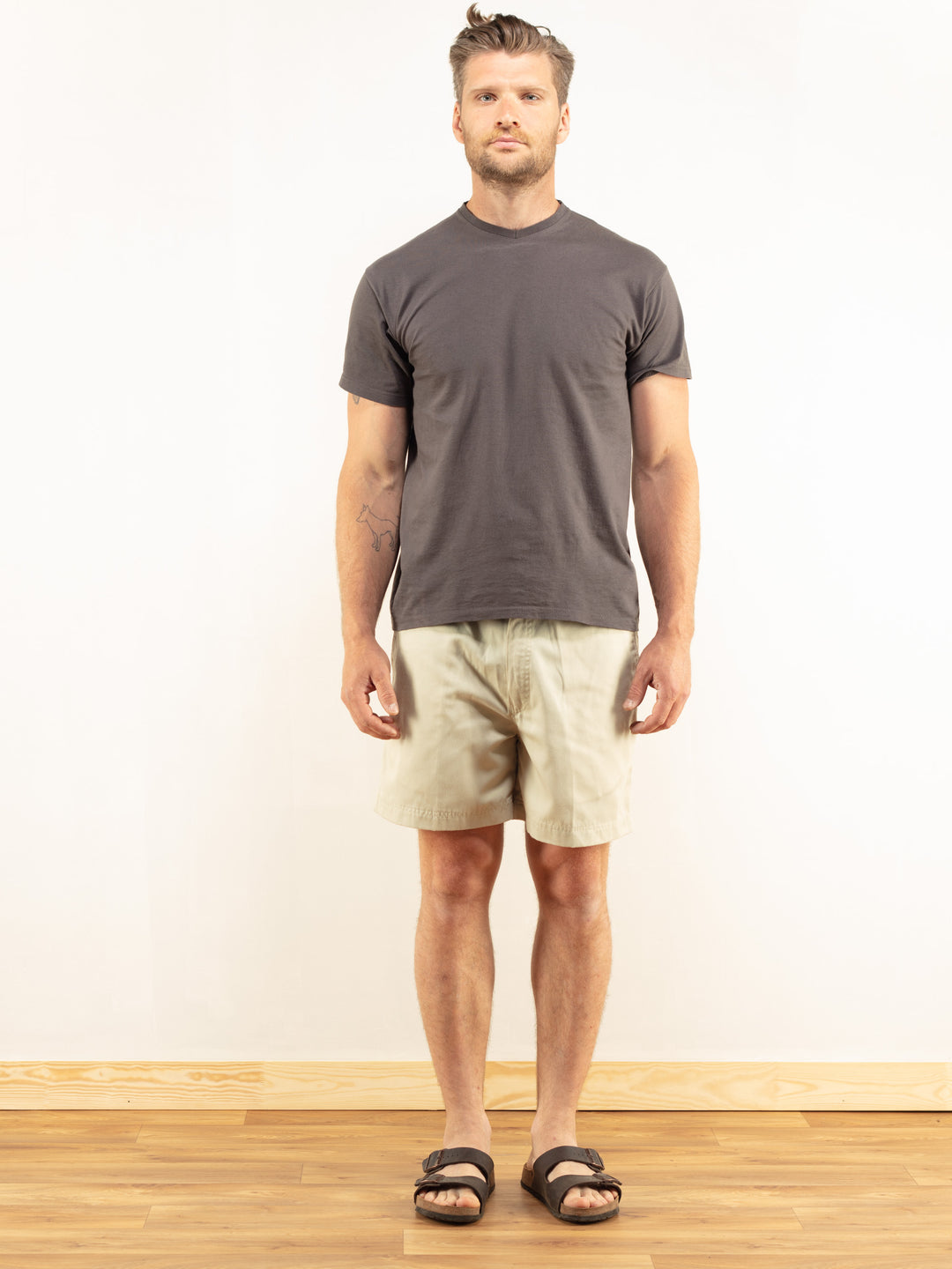 Vintage 90's Beige Men Chino Shorts - NorthernGrip